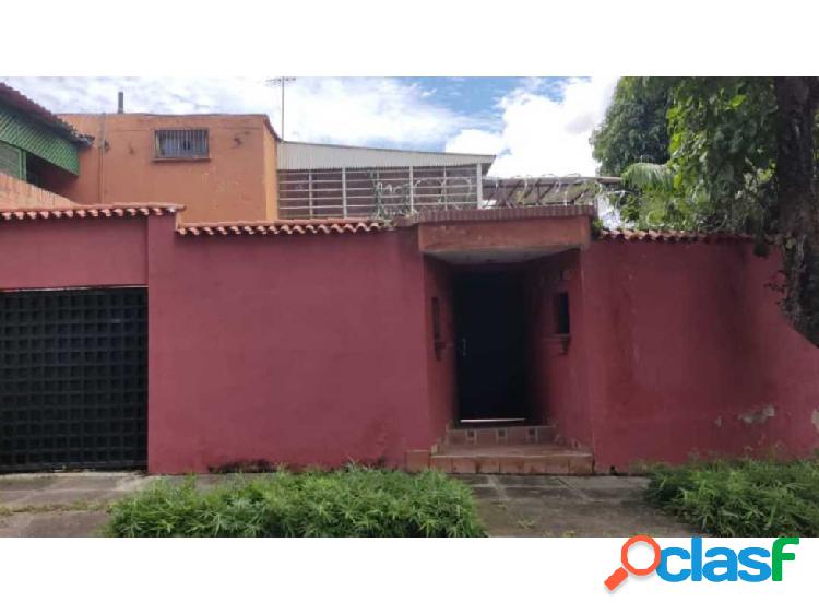 Venta casa 258m2 6h/4b/2p Montalban 6370