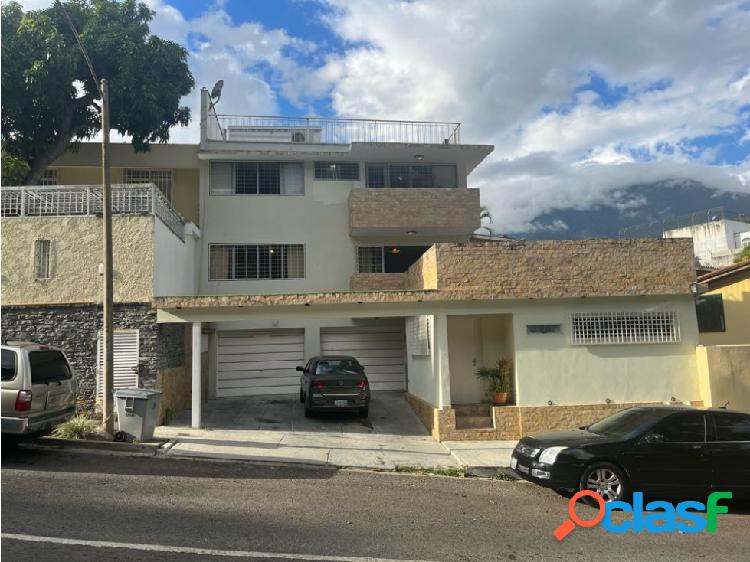 Venta casa Lomas de Chuao 4h+S/5b/4p