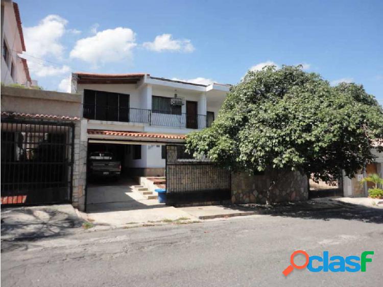 Venta casa quinta la Guaira Urb. Las Colinas NY05