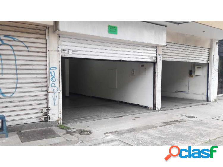 Venta de 5 locales comerciales ubicados en la Av.