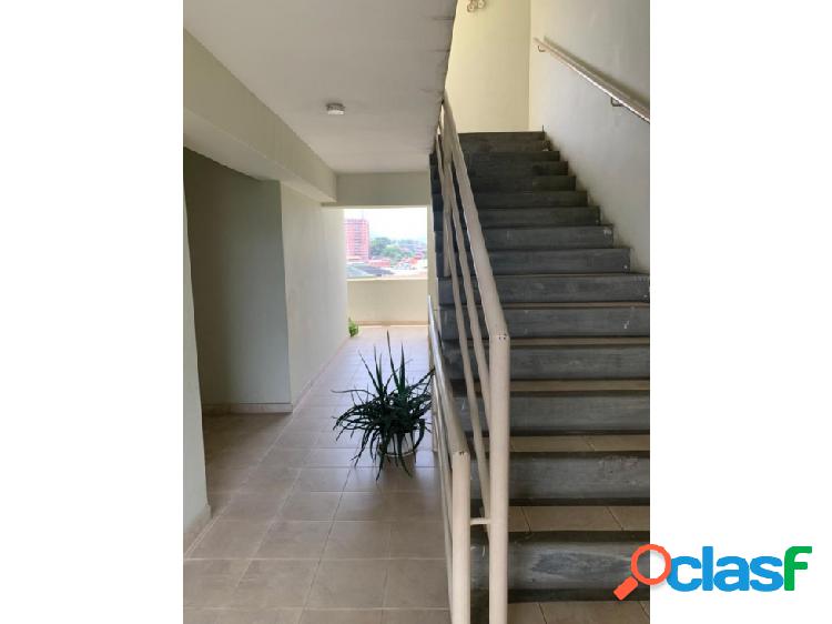 Venta de Apartamento- Cjto Res. Guatire Plaza III