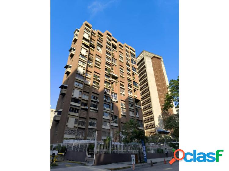 Venta de Apartamento Urb Los Palos Grandes, remodelado, Area