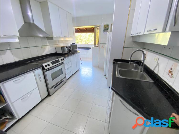 Venta de Apartamento en El Picacho. Conj. Res. Trebol