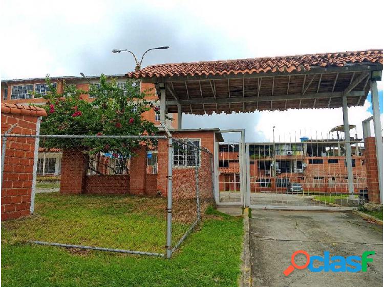 Venta de Apartamento en el Conjunto Residencial ENCANTADO