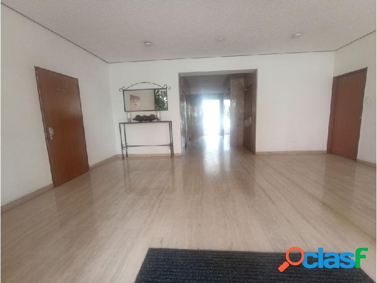 Venta de Apto de 91,30m2 3h/2b/2p Los Naranjos del Cafetal