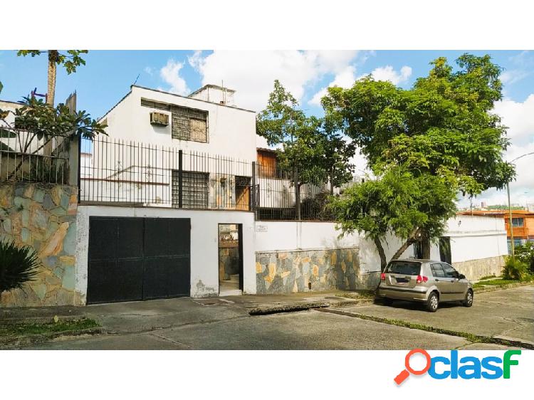 Venta de Casa 200m2/4h/3b/2PE Terrazas de Las Acacias