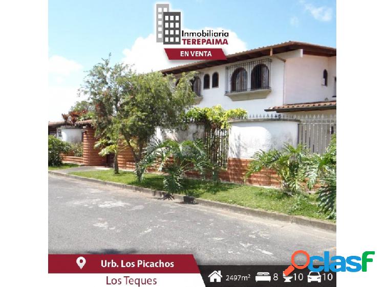 Venta de Casa Quinta. Urbanización Los Picachos