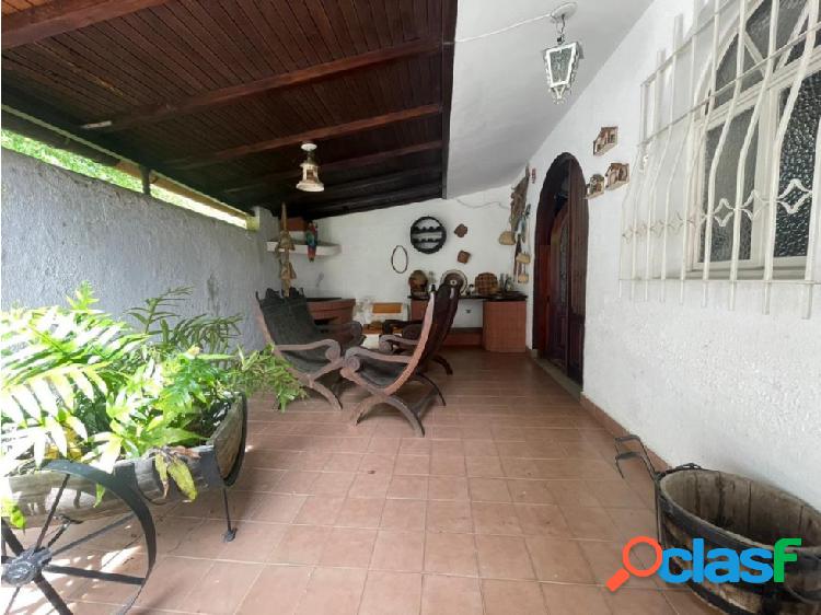 Venta de Casa/Quinta Urb. La Macarena (AB)