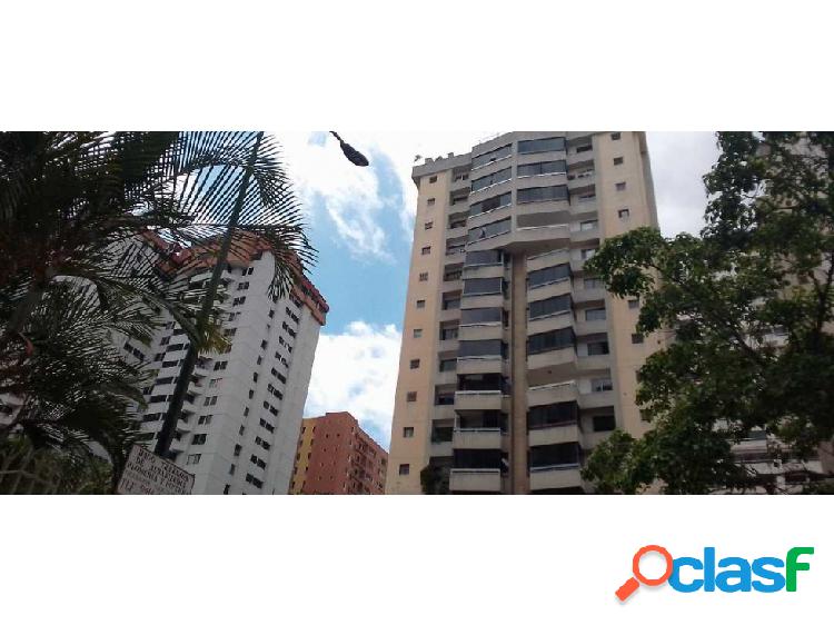 Venta de Confortable Apartamento en Lomas del Avila