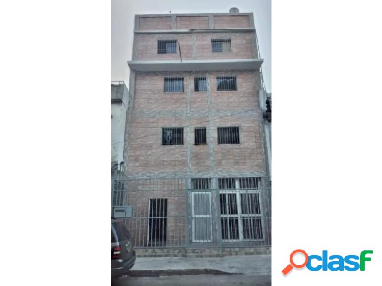 Venta de Edificio Comercial en el Recreo