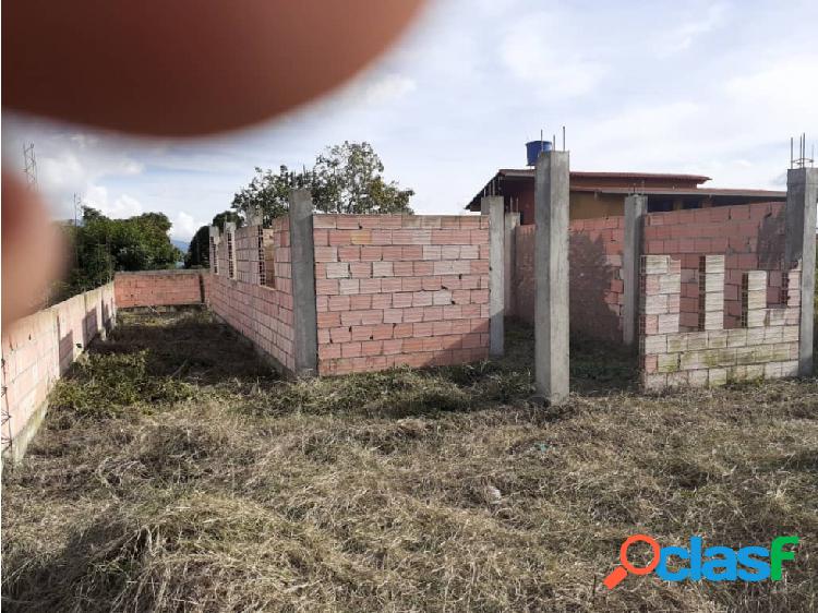 Venta de Terreno e inmueble en Construcción en Palmira