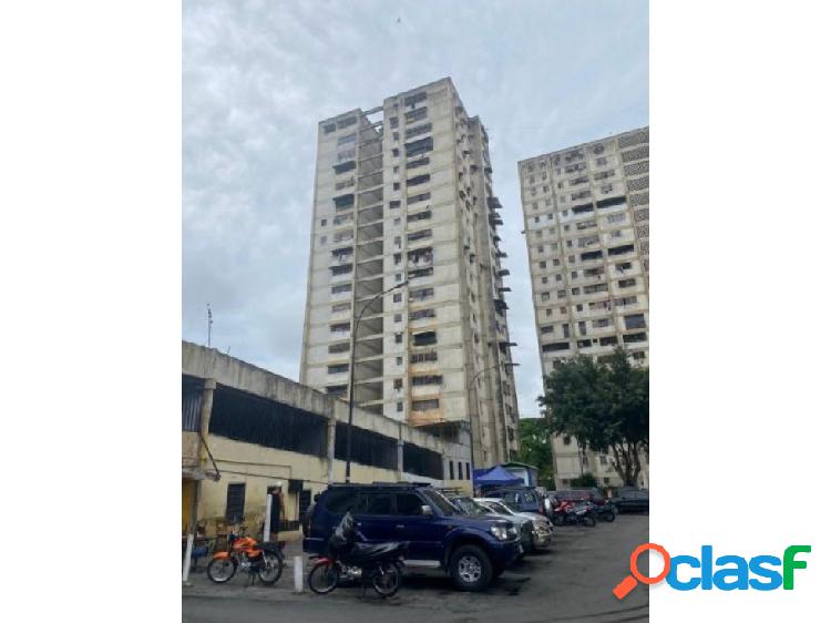 Venta de apartamento en Caricuao, 77mts2.