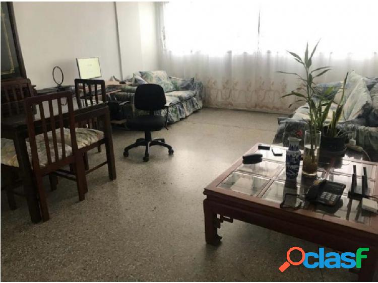 Venta de apartamento en Caricuao UD-4, 66,11mts2.