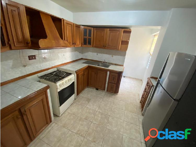 Venta de apartamento en Urb. OPS, San Antonio de los