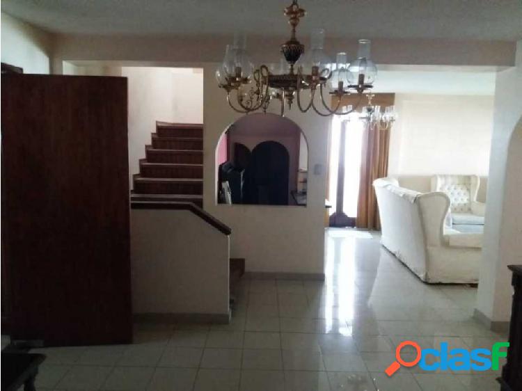 Venta de casa en Alto Prado. Baruta.