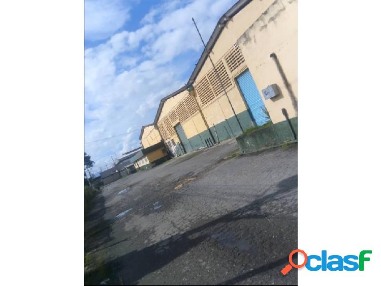 Venta de galpon en Cond. privado, zona industrial El Recreo