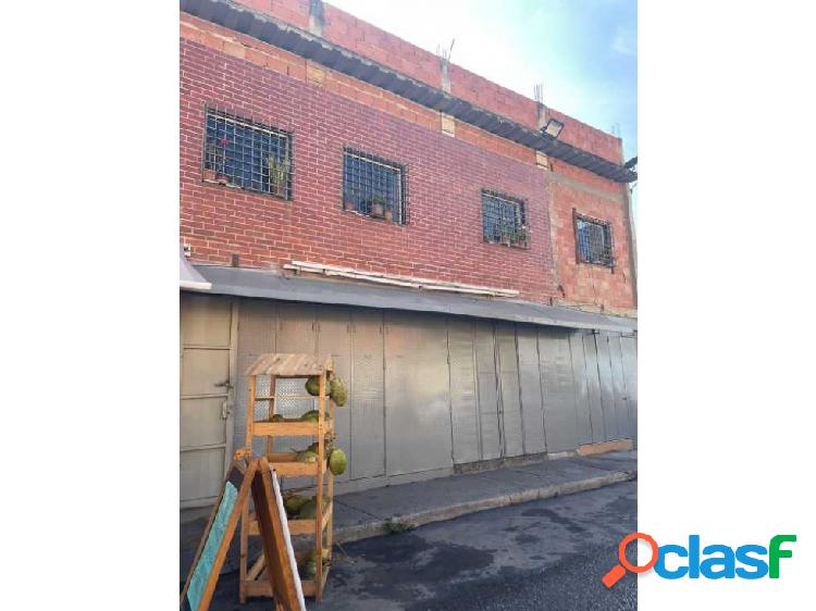 Venta y Alquiler de Local Comercial en San Martin 700m2