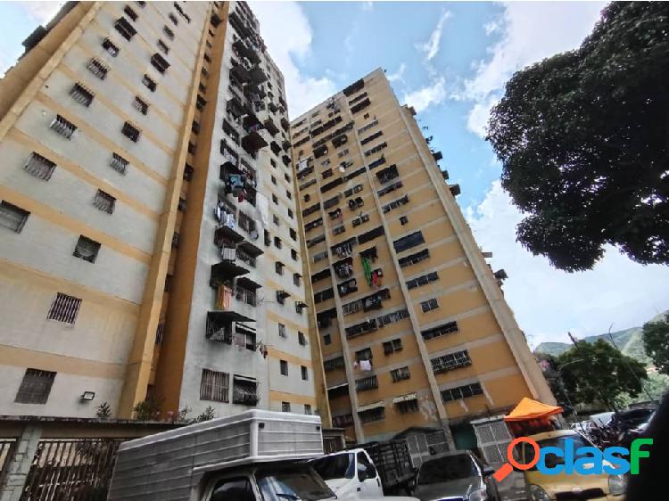 apartamento totalmente remodelado en la Ud4 piso alto