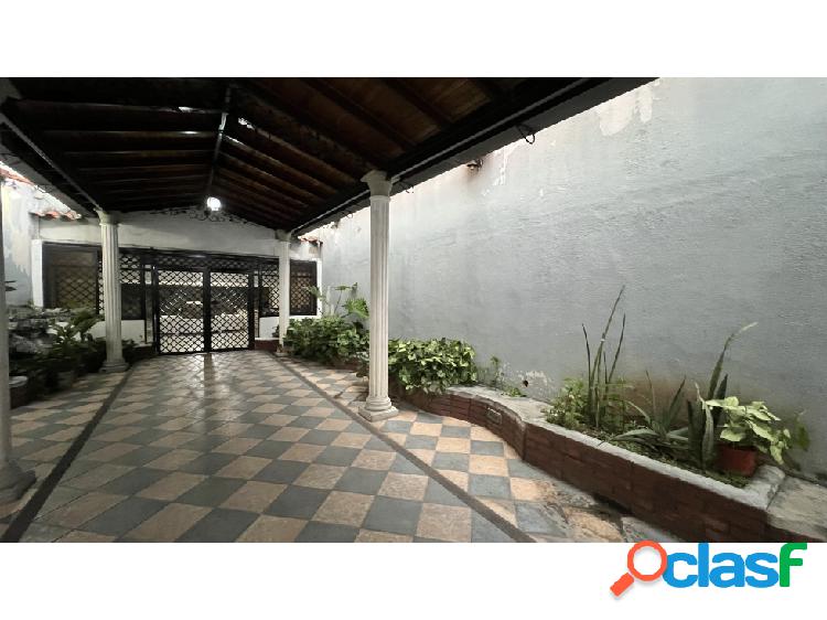 Apartamento en Venta, Res. Victoria Plaza, La VIctoria.