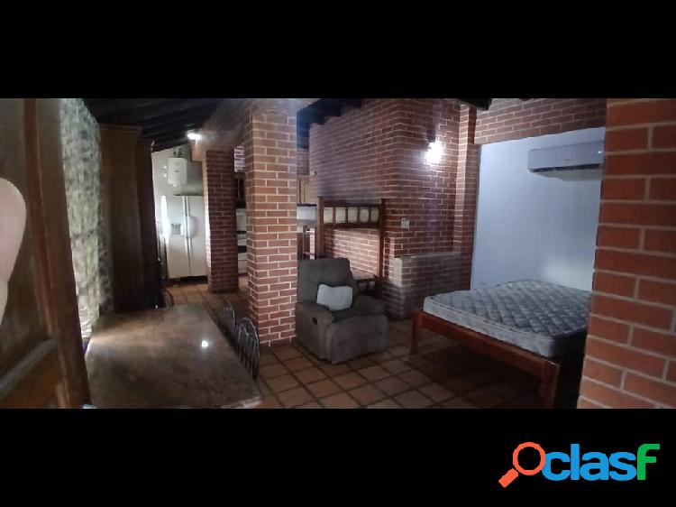 SE ALQUILA APARTAMENTO EN TÍO PEDRO VE10-071TP-RGON