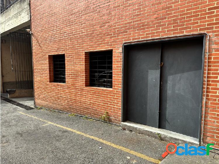 Se vende Galpon 220m² 2b / 1o Piedra azul