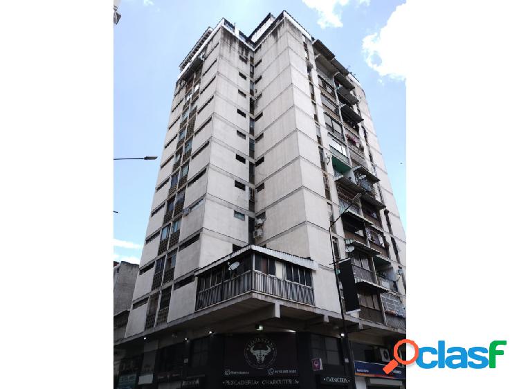 Vendo apartamento 94m2 3h/2b Chacao 7547