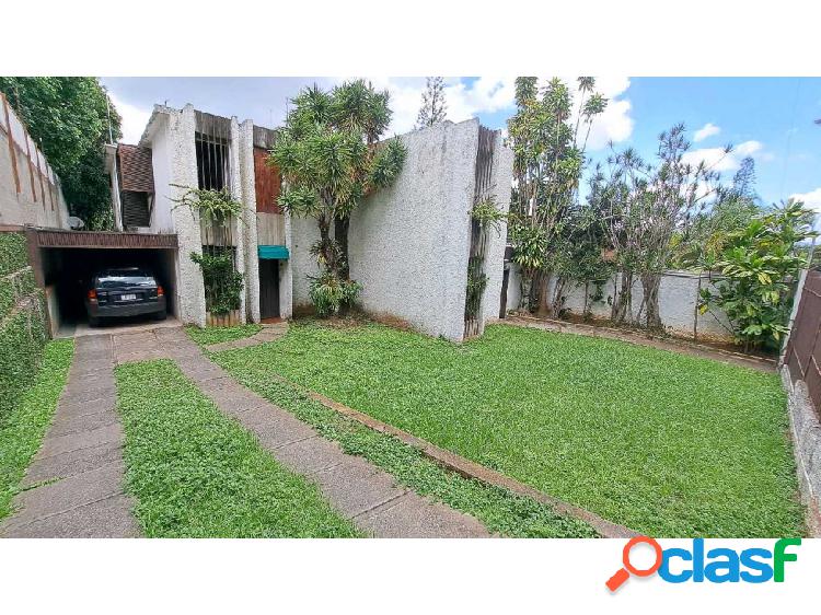 Venta casa 500m2 Los Palos Grandes 0328