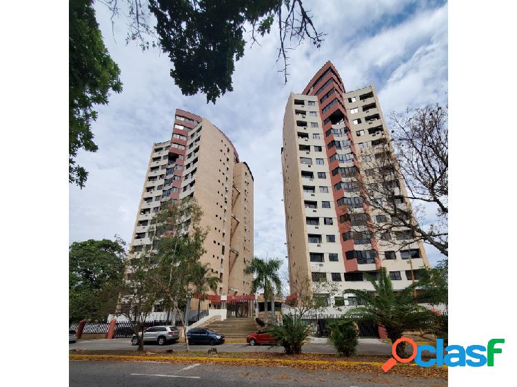 APARTAMENTO EN VENTA URB EL PARRAL VALENCIA AP-8060076