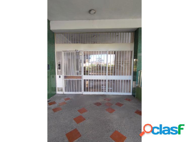 Apartamento Av Paez, Cerca Distribuidor, 3Hab+2B+1P, El