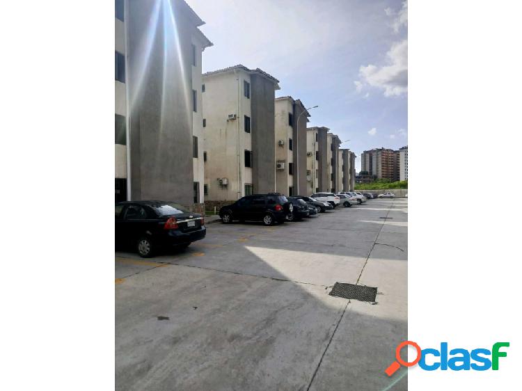 Apartamento en venta en Urb. La Granja a remodelar