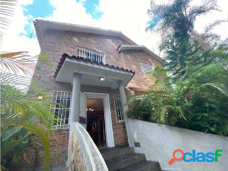 En Venta Casa Los Palos Grandes 700m2