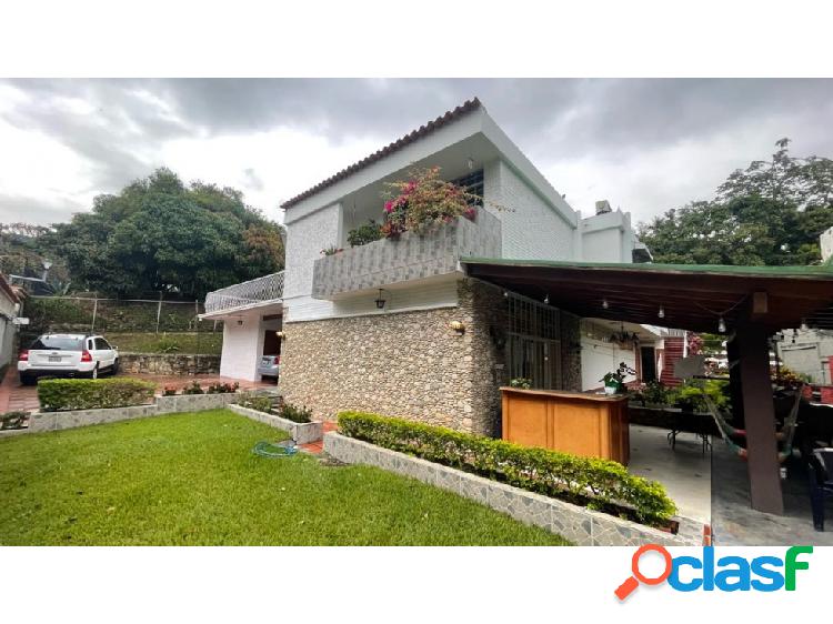 En Venta Casa Prados del Este 416m2