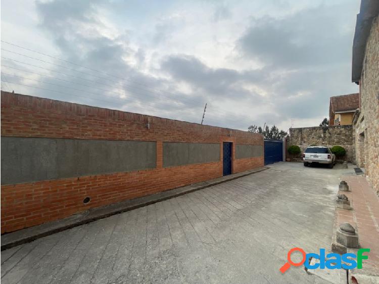 En Venta Casa y terreno Lomas de la Lagunita calle privada