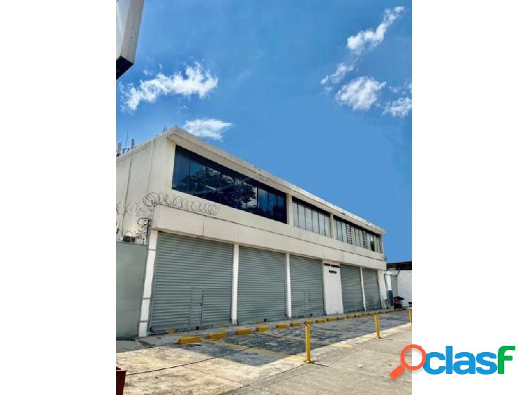 Se vende galpón / terreno 970m2 Bello Monte