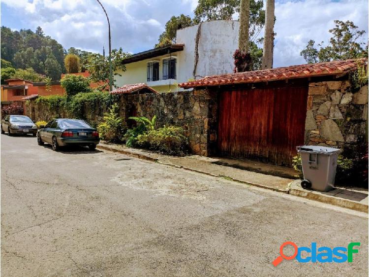 VENTA DE CASA EN EL ALTO HATILLO.