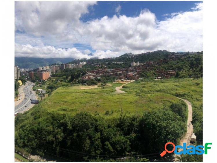 VENTA DE TERRENO COMERCIAL AUTOPISTA DE PRADOS DEL ESTE