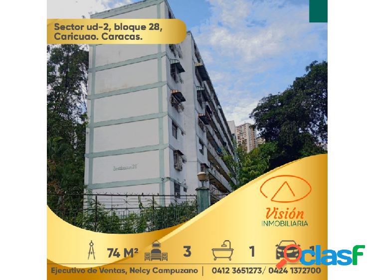 Apartamento en Sector ud-2, bloque 28, Caricuao, Caracas.