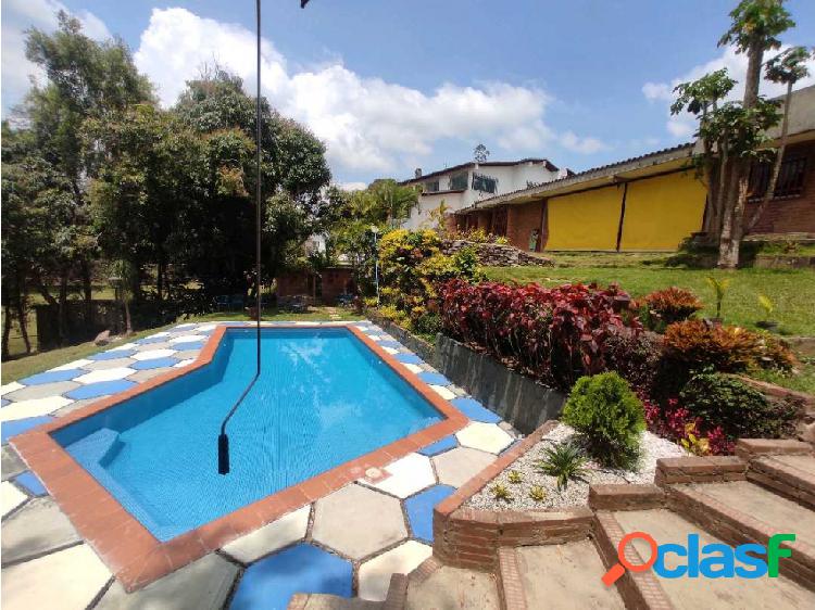 Casa en venta La Lagunita 2500 mts terreno 1 sola planta