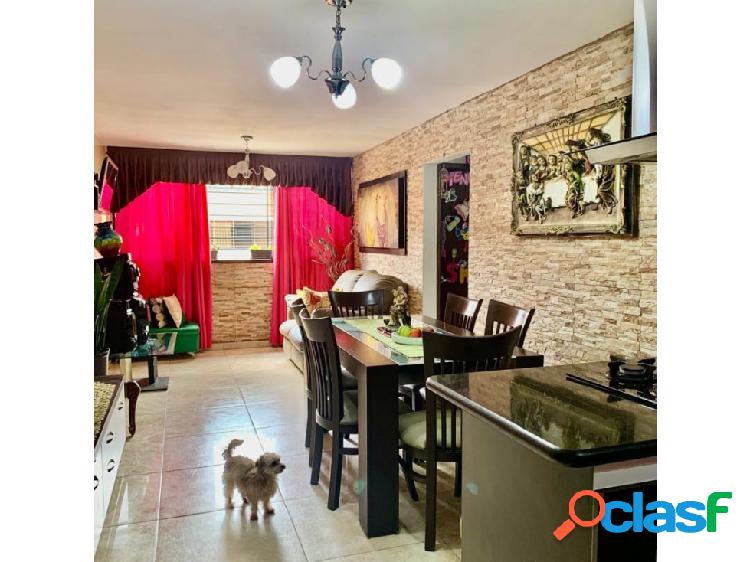 VENTA DE APARTAMENTO TZAS DE LA VEGA 74 M2 3H 2 BAÑOS 1 PE