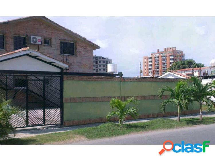 Vendo edificio Cabo Codera Higuerote 9740