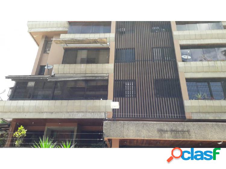 Venta Apartamento en Las Mercedes Remodelado y amoblado /#ES