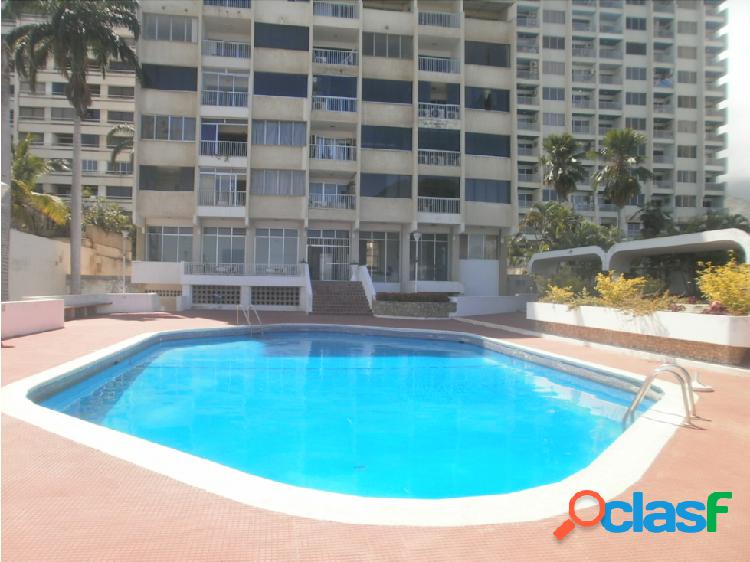 Apartamento en venta en Caribe, Caraballeda, Res. Coral Mar