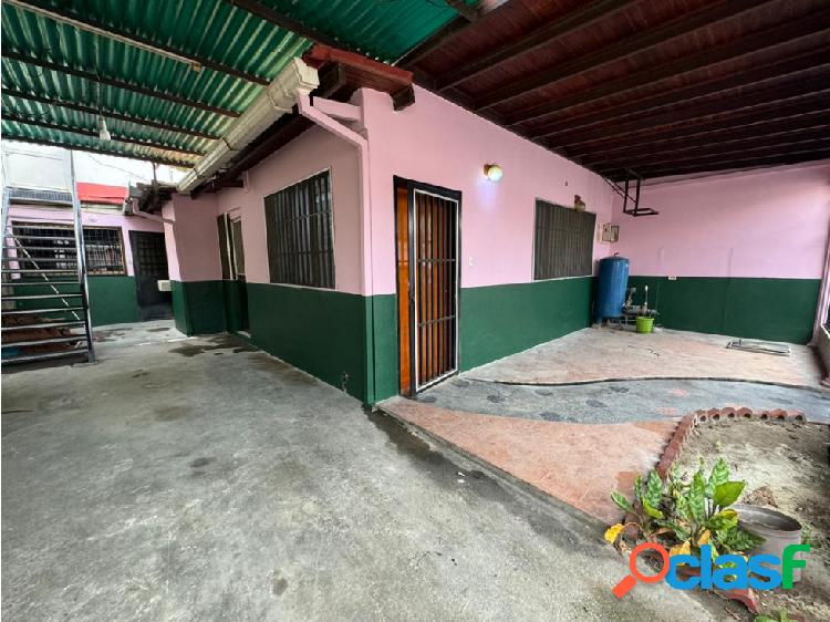 Casa en Venta Urb Las Amazonas, Santa Rita Aragua.