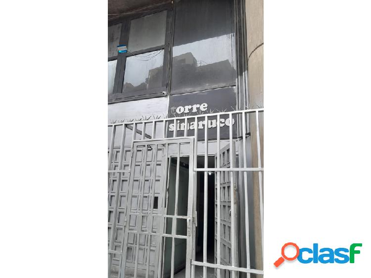 OFICINA EN VENTA TORRE SINARUCO 100mts