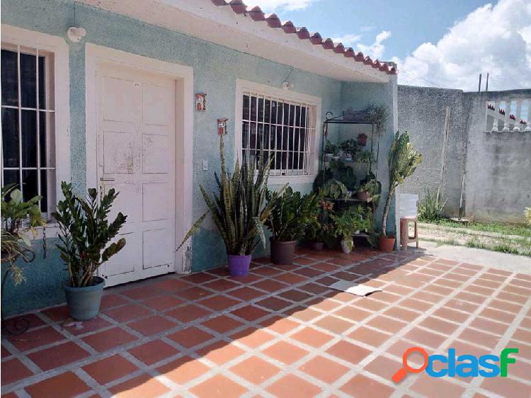 Se vende Casa 199,50m2 Brisas de Cua 6245