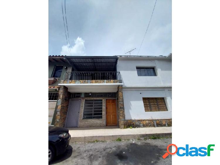 Alquilo casa 170m2 El Hatillo 8790