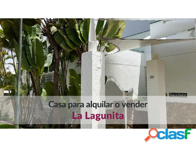 Casa en venta en La Lagunita con vistas a campo de golf