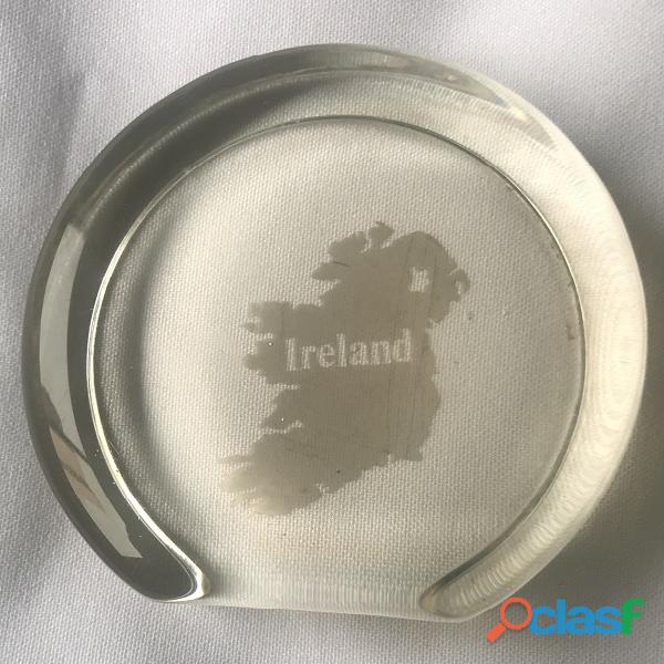 PISAPAPEL EN VIDRIO SOUVENIR DE IRLANDA