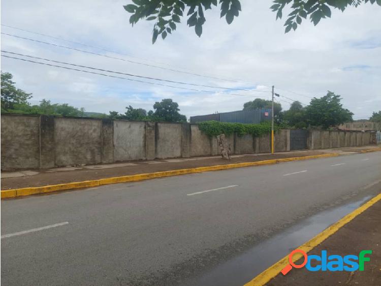 SE VENDE TERRENO EN AV. CIRCUNVALACIÓN SUR VE10-096CS-RGON