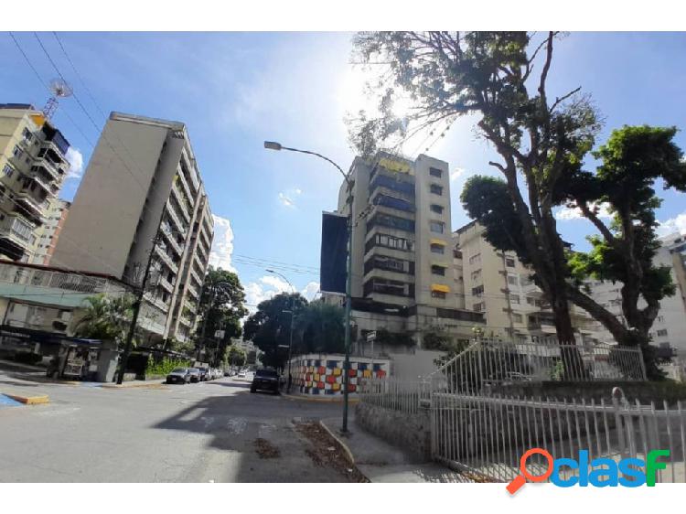 Se alquila apartamento 180m2 Los Palos Grandes 1292